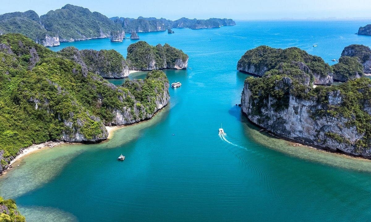 The Best of Vietnam Tour Package Tour Package